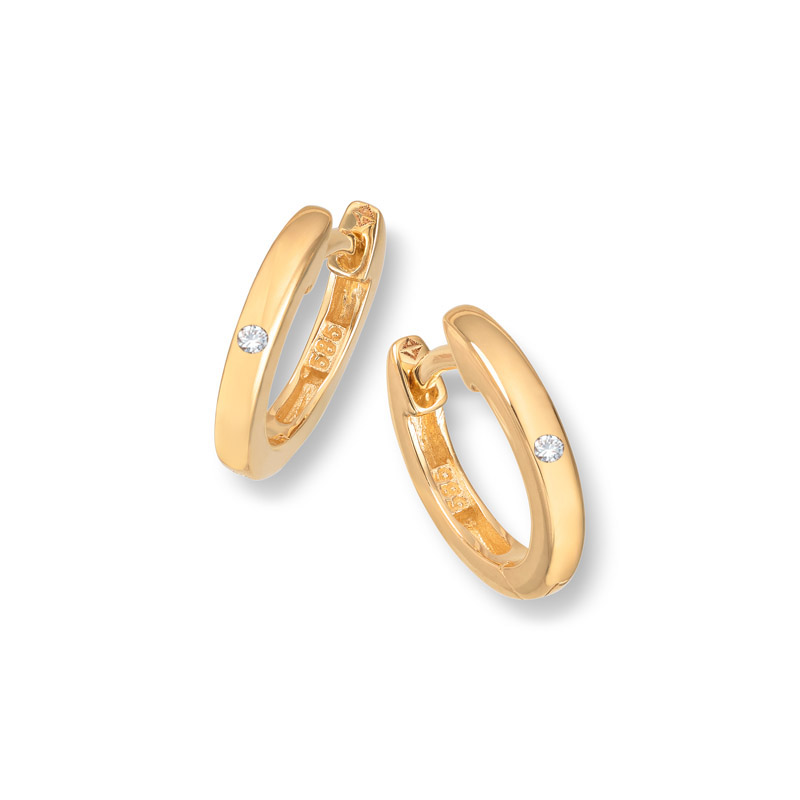 Øreringer i gull med diamant 0,04 ct
